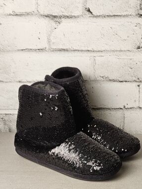 La Senza Sequin Slipper Boots Black Cozy Faux Fur Lined NWT Size LG